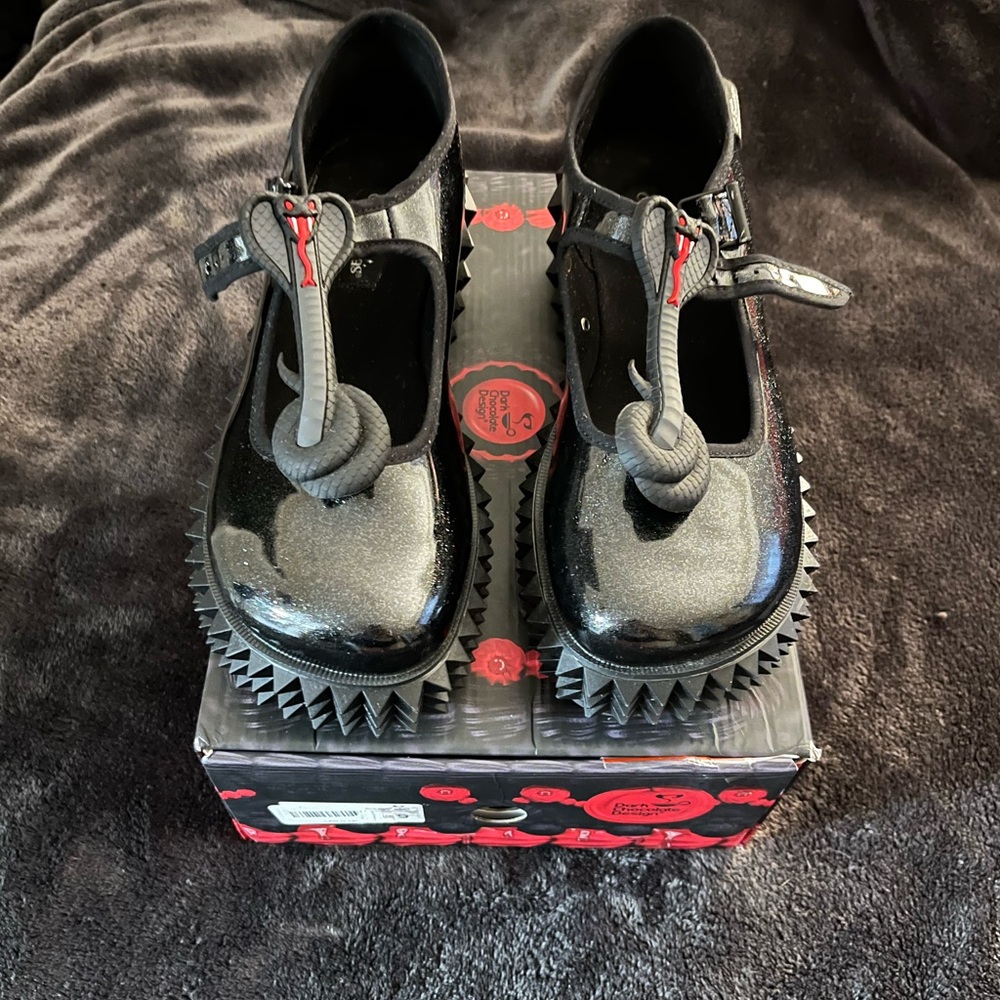 Hot chocolate designs platform snake 🐍 shoes - size 9 women’s/39 EU